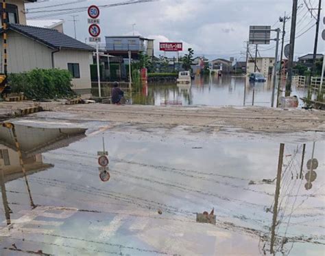 油混じりの汚水で浸水、200人以上が病院で孤立状態に！ポンプ作戦で30日中の解消を目指す 佐賀県大町町 情報速報ドットコム