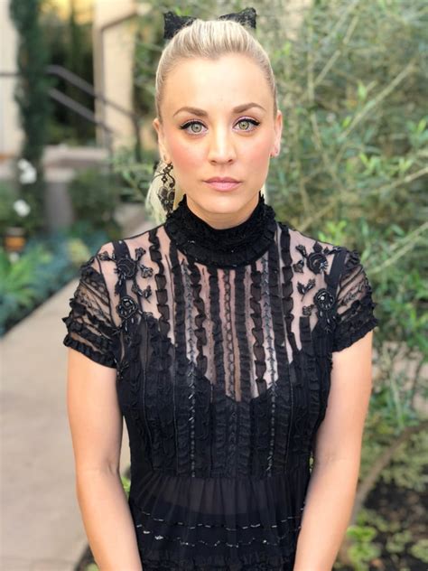 Kaley Cuoco Celebrity Hair And Makeup At The 2018 Golden Globes