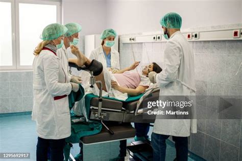 Mother Giving Birth Photos And Premium High Res Pictures Getty Images