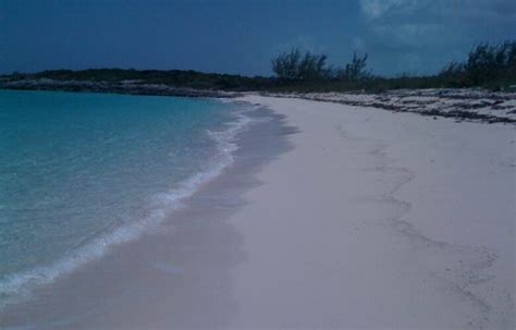 Big Farmer’s Cay Exuma Acerage Wateredge Bahamas