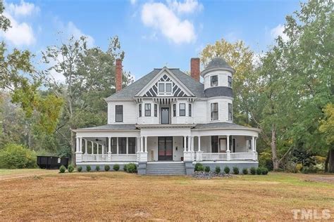 1904 Fixer Upper In Franklinton North Carolina Captivating Houses