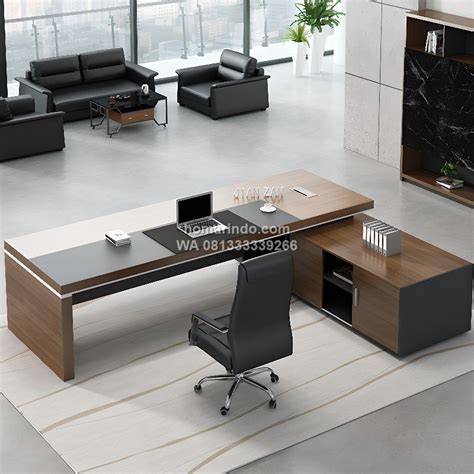 Meja Pimpinan Elegan Desain Premium HPL Taco | Homarindo