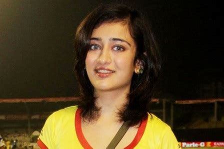 Akshara Haasan Height, Age, Boyfriend, Biography & More » StarsUnfolded