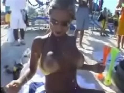 Rainha Das Embaixadinhas XVIDEOS