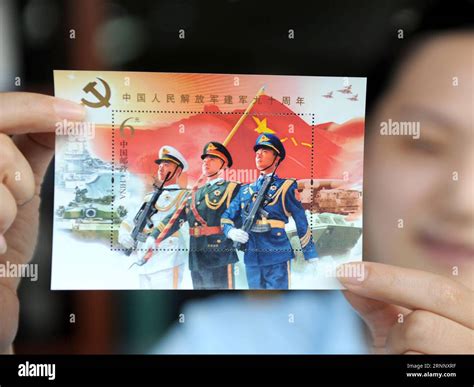 Huainan Ao T Un Personnel Postal Montre Une