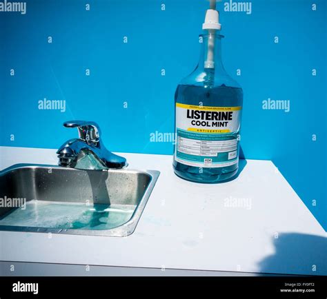 Halitosis listerine hi-res stock photography and images - Alamy