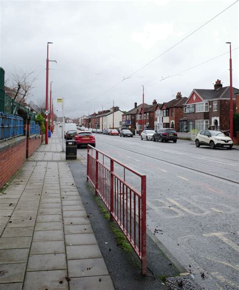 Manchester Road A Droylsden Habiloid Cc By Sa Geograph