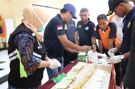 Infopublik Personil Basarnas Merauke Jalani Pemeriksaan Urine