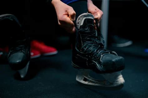 how to sharpen ice skates at home