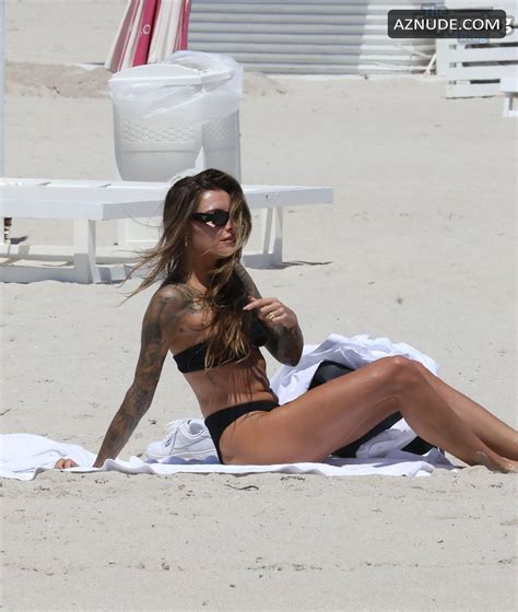 Sophia Thomalla Sexy Shows Off Her Sizzling Body Wearing A Beautiful Bikini At The Beach In