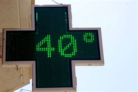 Alerte Canicule Et Vague De Chaleur Jusqu Degr S Lundi Quatre