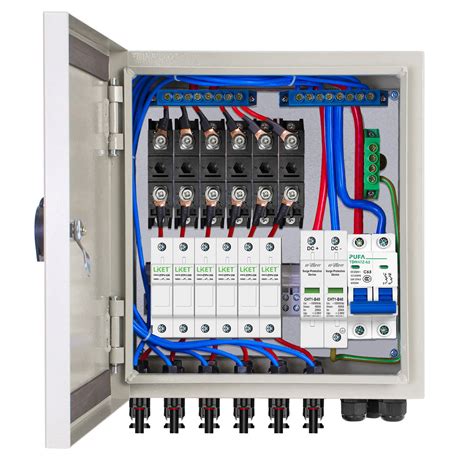 6 String Pv Combiner Box With Lightning Arrester And 10a Rated Current Fuse And Circuit Breakers For