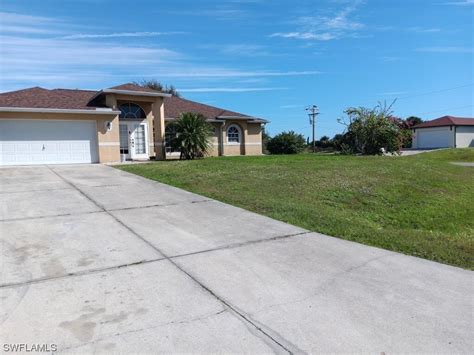 679 Mirror Lakes Ct Lehigh Acres Fl 33974 House Rental In Lehigh