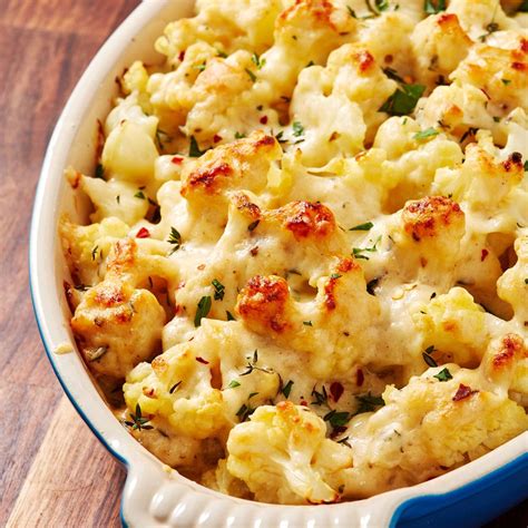 Cauliflower Au Gratin Skips The Unnecessary Carbs Recipe Recipes