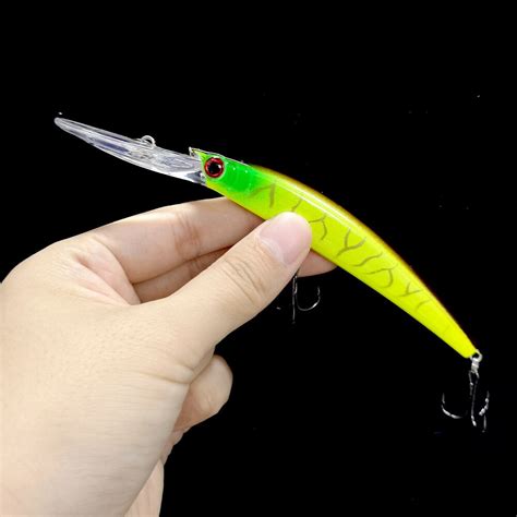 Hengjia 100Pcs Big Minnow Fishing Lure 15cm 15g Artificial Baits Kit