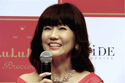 松本伊代が熱唱 筋肉量や骨密度の不足も笑い飛ばして「まだ50だから～♪」【動画】 1枚目の写真・画像 Cycle やわらかスポーツ情報サイト