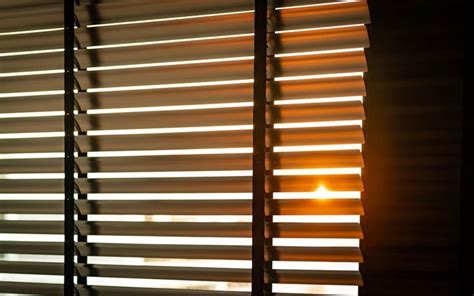 A Guide to Blackout Blinds: How and Where to Use Them