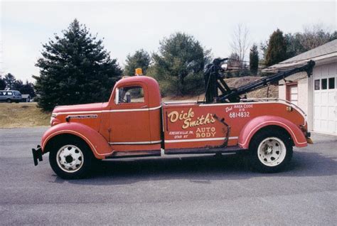 Photo 1940 Gmc Truck With Holmes Wrecker Wreckers And Tow Trucks