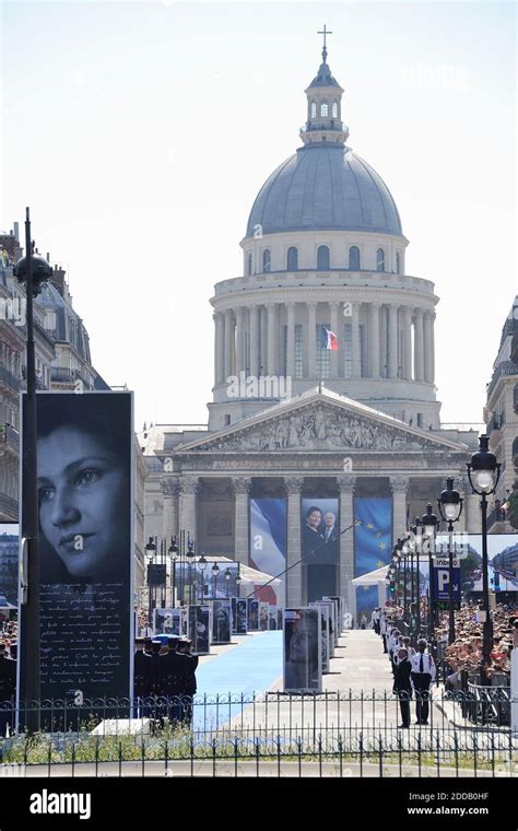 Cérémonie d entrée de l ancienne ministre de la Santé Simone Veil et de