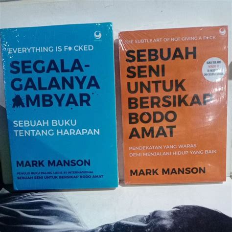 Jual Paket Buku Sebuah Seni Untuk Bersikap Bodo Amat Dan Segala