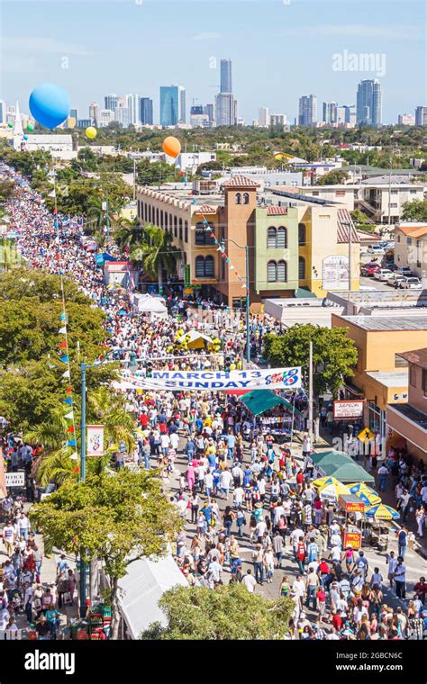 Miami Floridalittle Havanacalle Ocho Carnavalcarnival Hispanic