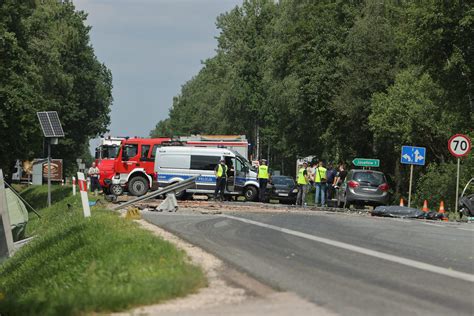 Masakra W Gr Biszewie Pojazdy Zgniecione Jak Puszki Super Express