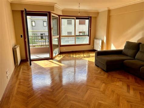 Piso En Venta En Calle Amezti Kalea 3 Zarautz Idealista