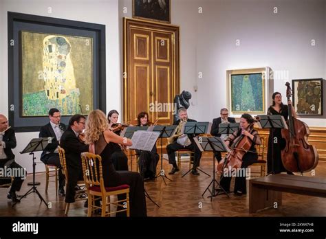 Painting The Kiss by Gustav Klimt music Inside Interior of Schloss ...