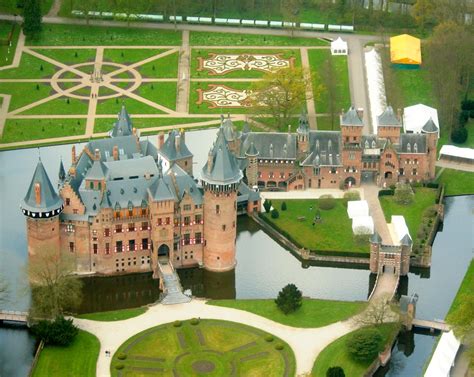 Castle de Haar—straight out of a fairy tale – 5-Minute History