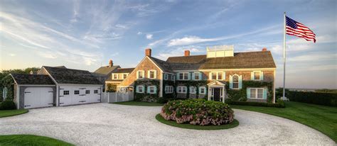 The Hilfiger Estate On Nantucket For Sale The Glam Pad