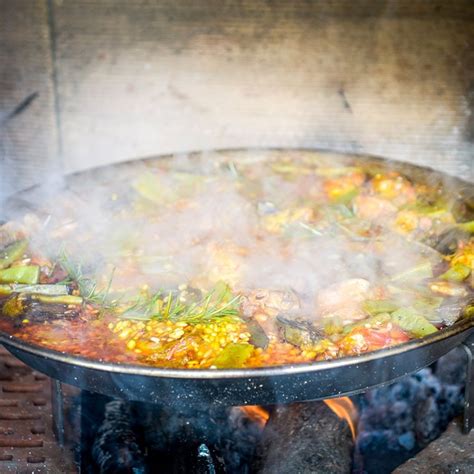 La Mejor Paella Del Mundo Se Cocina En Un Restaurante De Madrid Seg N