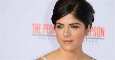 Another Life Selma Blair Nel Cast Della Serie Sci Fi Targata Netflix