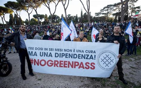 No Green Pass Sit In Di Protesta Al Circo Massimo In 4mila A Roma