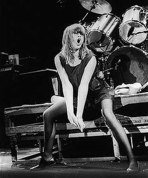 32 best images about Chrissy Amphlett - Divinyls on Pinterest | Michael ...