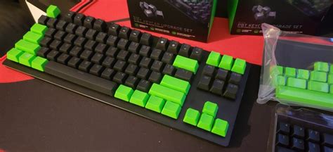 Razer Doubleshot PBT Keycaps - LOBOTEK GAMING