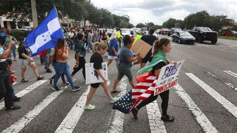 Celebran en Florida día sin inmigrantes Periódico AM