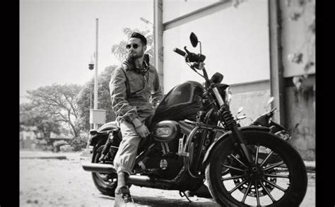 Siddhant Chaturvedi Looks Uber Cool In His Latest Monochrome Upload On