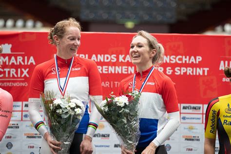 Welkom op de officiële website van Kirsten Wild Nederlands Kampioen