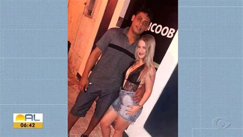 Corpos Achados Em Cova Rasa São De Casal Desaparecido Em Maceió