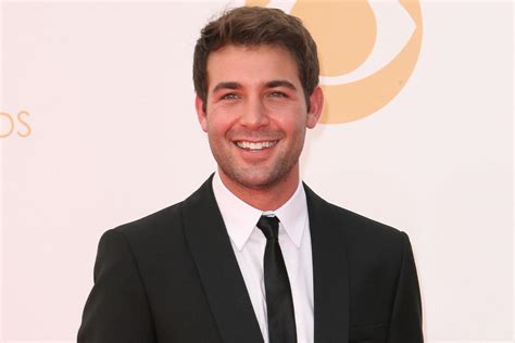 James Wolk Is Married See A Gorgeous Photo From His Wedding