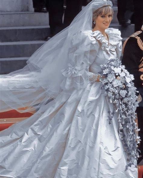 Pin By Zuhal Ammar Al Abadi On Princess Diana Victorian Dress