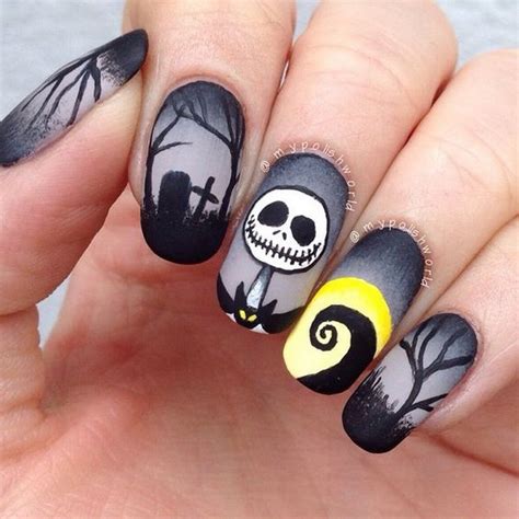 50 Spooky Halloween Nail Art Designs For Creative Juice