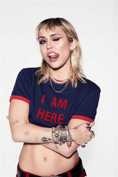 ‘bright Minded’ El Programa De Igtv De Miley Cyrus Como Respuesta Al Confinamiento Vogue España