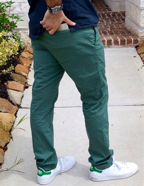 In Review The Old Navy Slim Built In Flex Dry Quick Ultimate Khakis