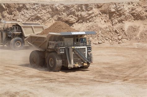 Liebherr Develops 305 T Class T 274 Truck Focuses Mining Business On