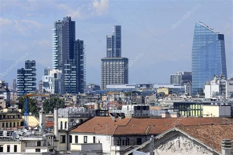 View to Milan city from Duomo – Stock Editorial Photo © MARIGA #68353561