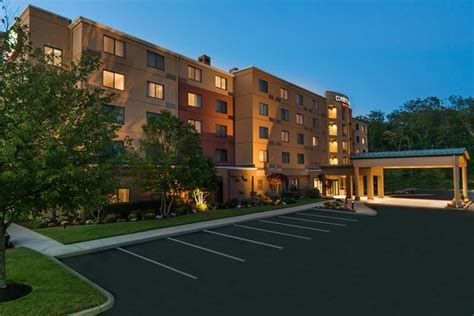 COURTYARD PROVIDENCE LINCOLN $127 ($̶1̶8̶6̶) - Prices & Hotel Reviews ...