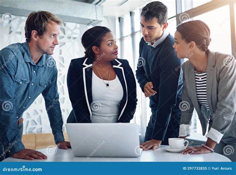 meeting laptop   business team   office
