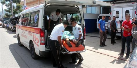 Niña Y Mujer Embarazada Resultan Heridas En Accidente