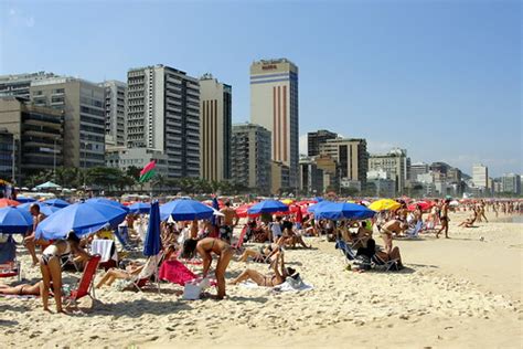 Leblon Leblon é um bairro nobre da Zona Sul da cidade bras Flickr